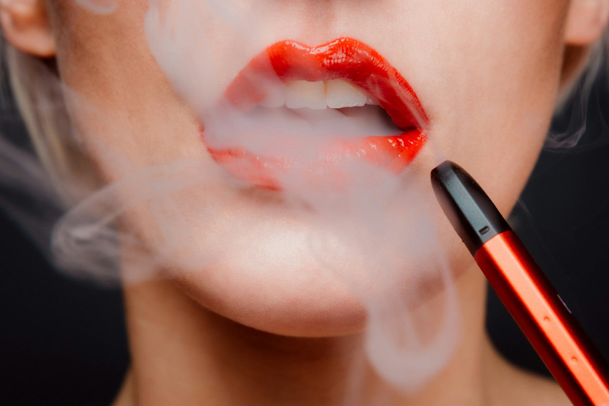 is it normal to taste vape juice on your lips How Use a THC Pen | MUNCHIES! | MUNCHIES! Flavor:Summer Breeze (Watermelon)🥶(POD ONLY) ELF THC Blue Razz Ice Pulse